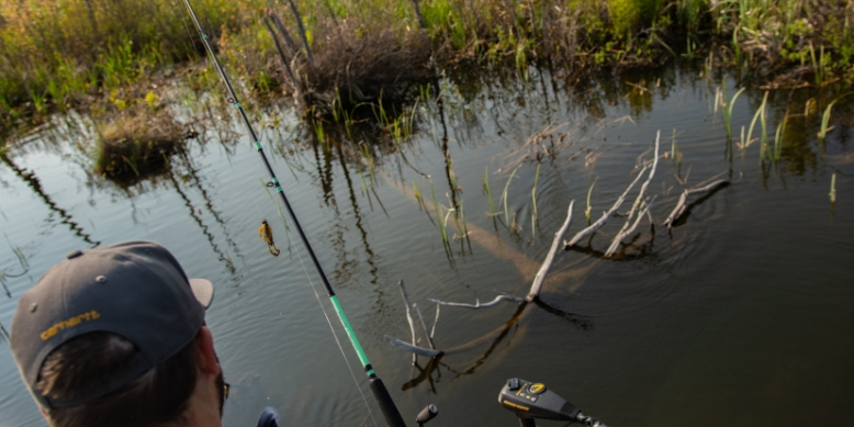 Jigging for Bass Punching Cover Dragging Bottom Swimming Jig
